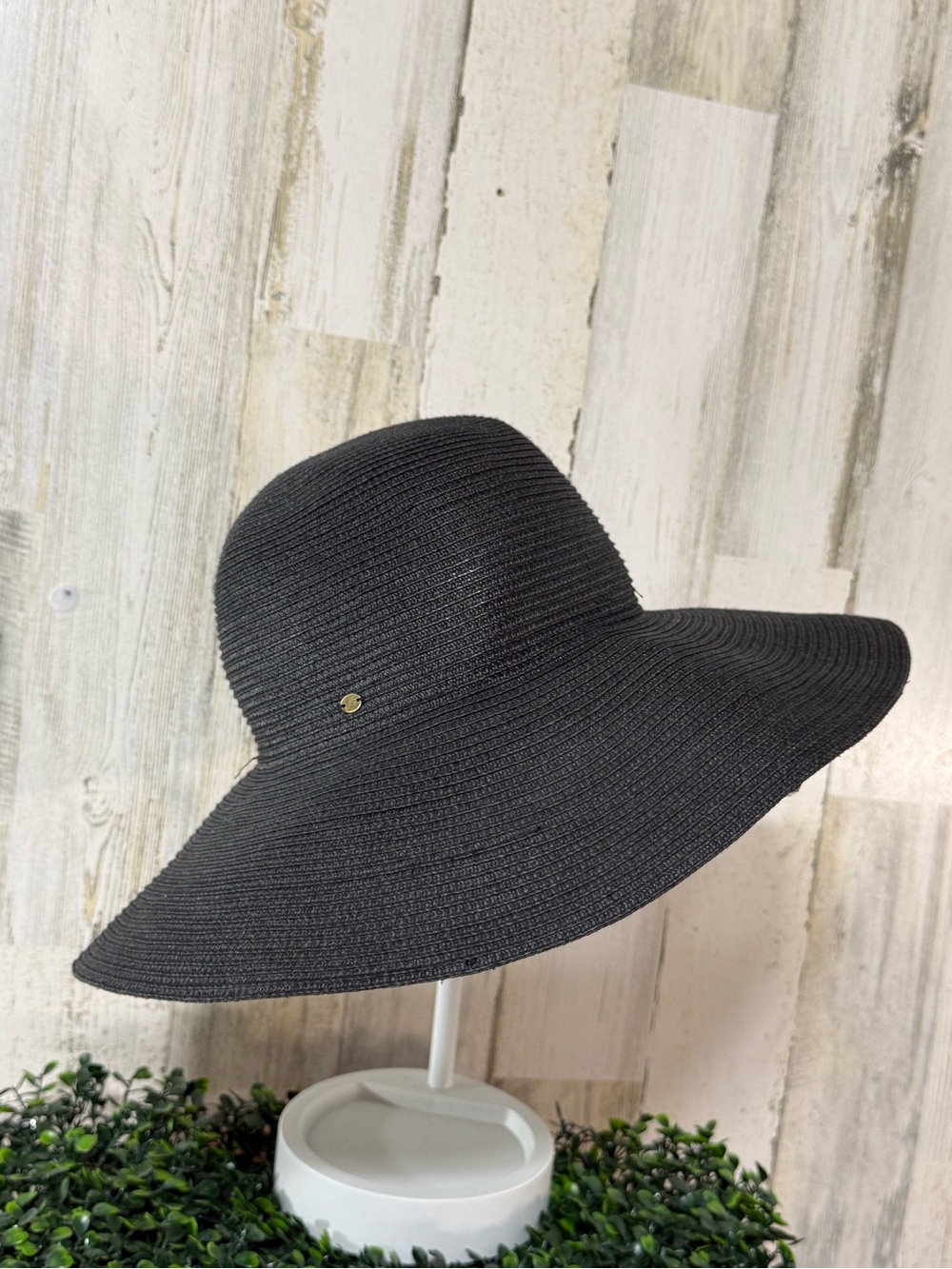 betmar Black Wide-Brim Packable Straw Sun Hat Summer Vacation Realsort